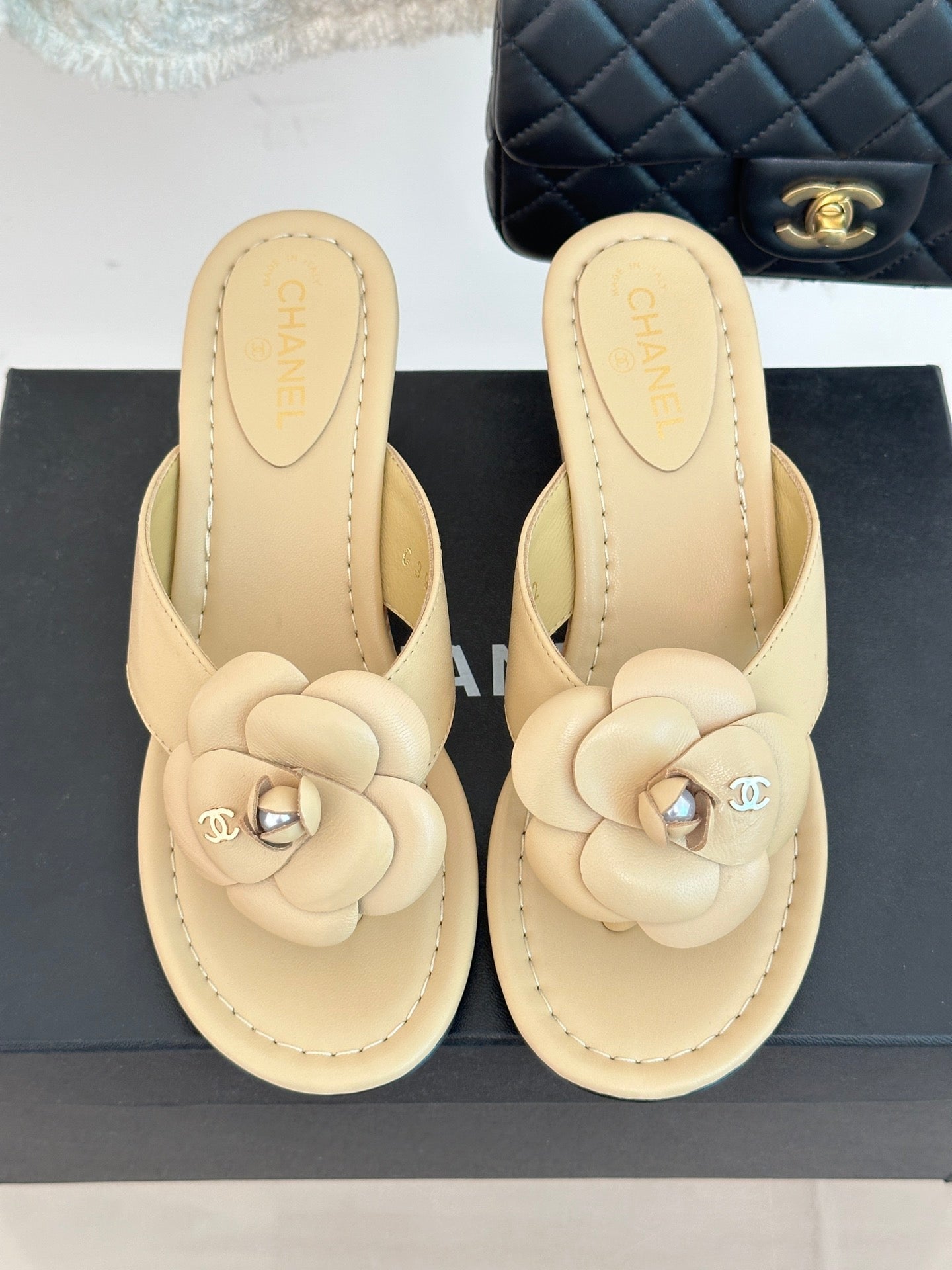 Luxury Shoes Sandals - CHL - 003