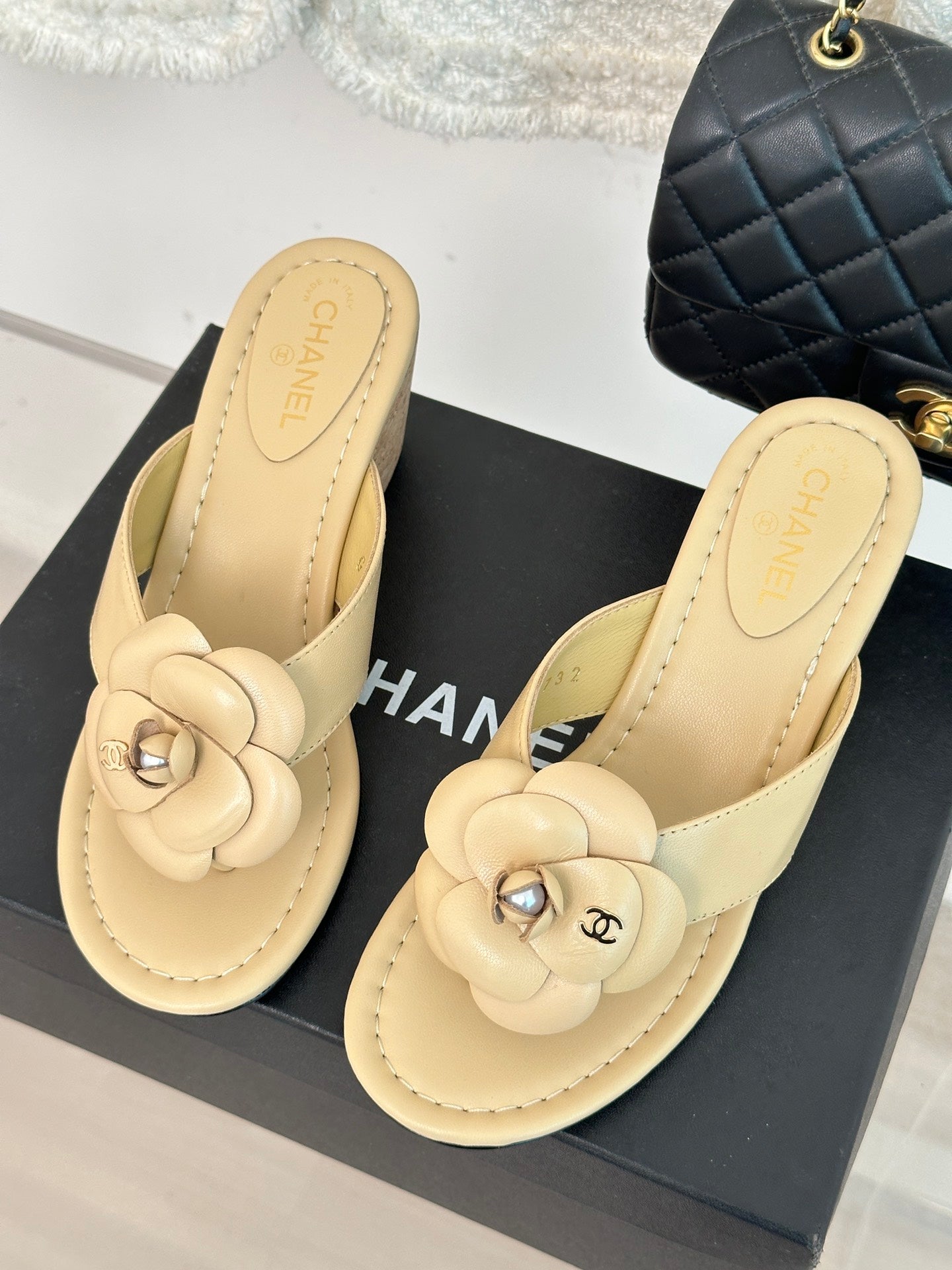 Luxury Shoes Sandals - CHL - 003