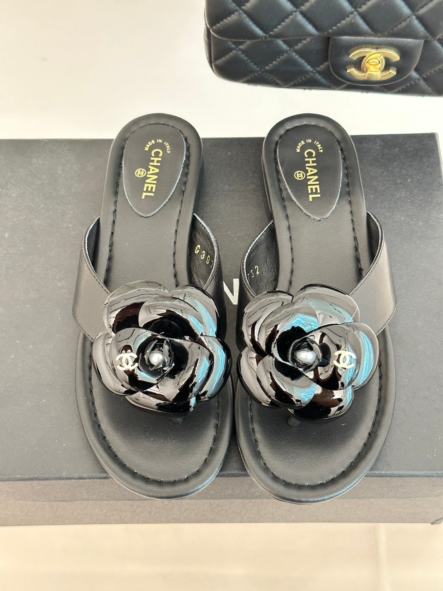 Luxury Shoes Sandals - CHL - 004