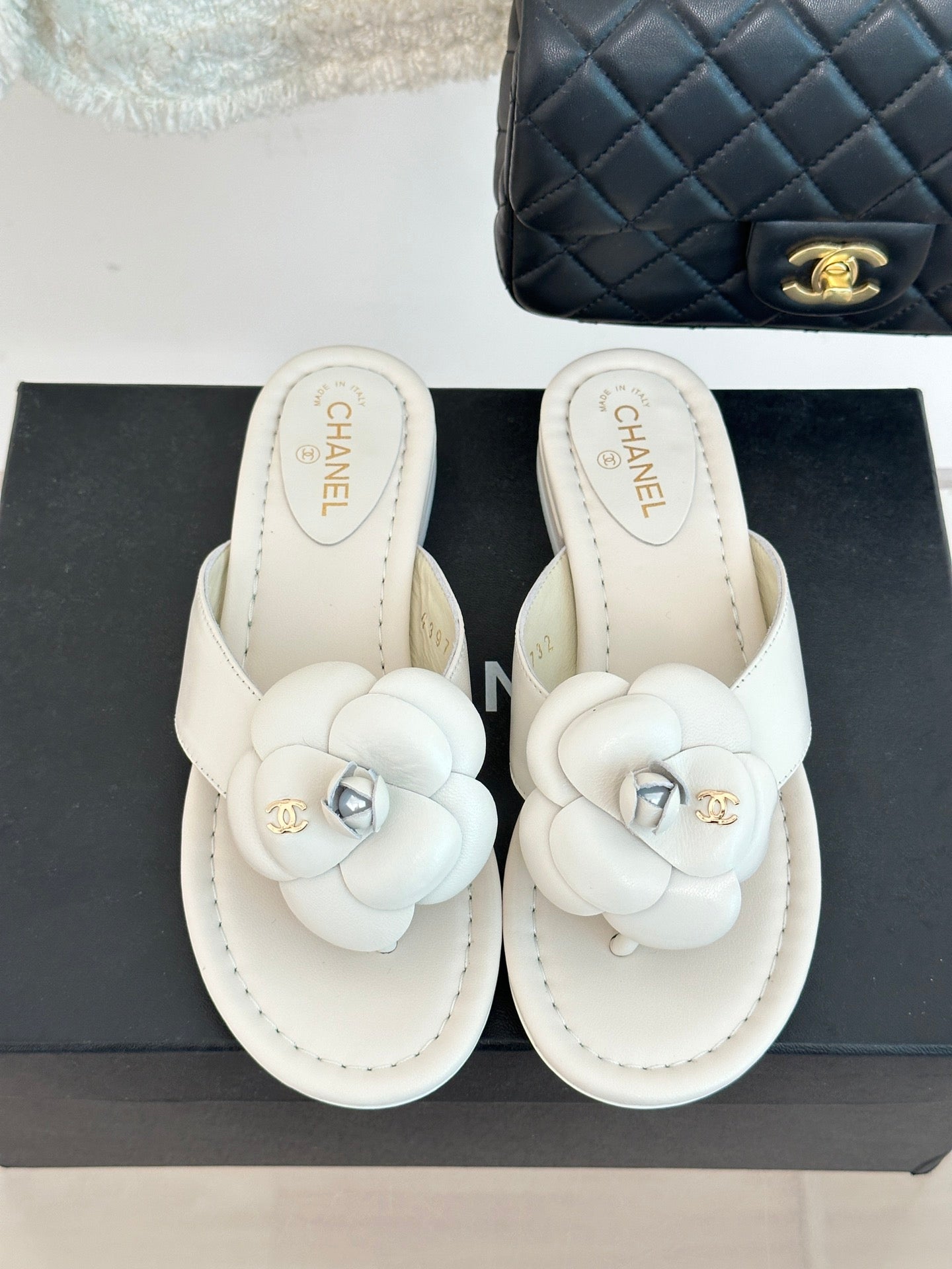 Luxury Shoes Sandals - CHL - 005