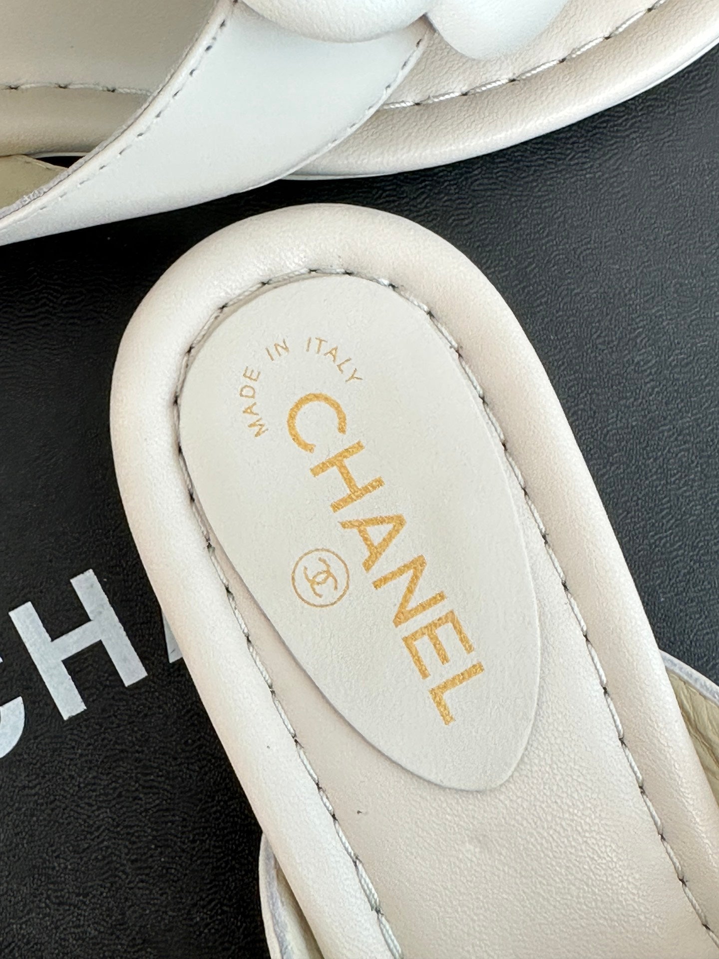 Luxury Shoes Sandals - CHL - 005