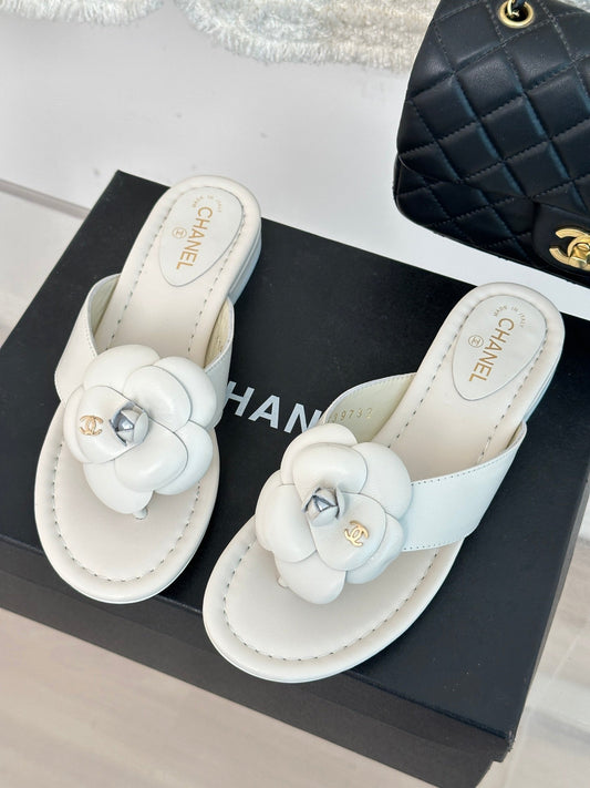 Luxury Shoes Sandals - CHL - 005