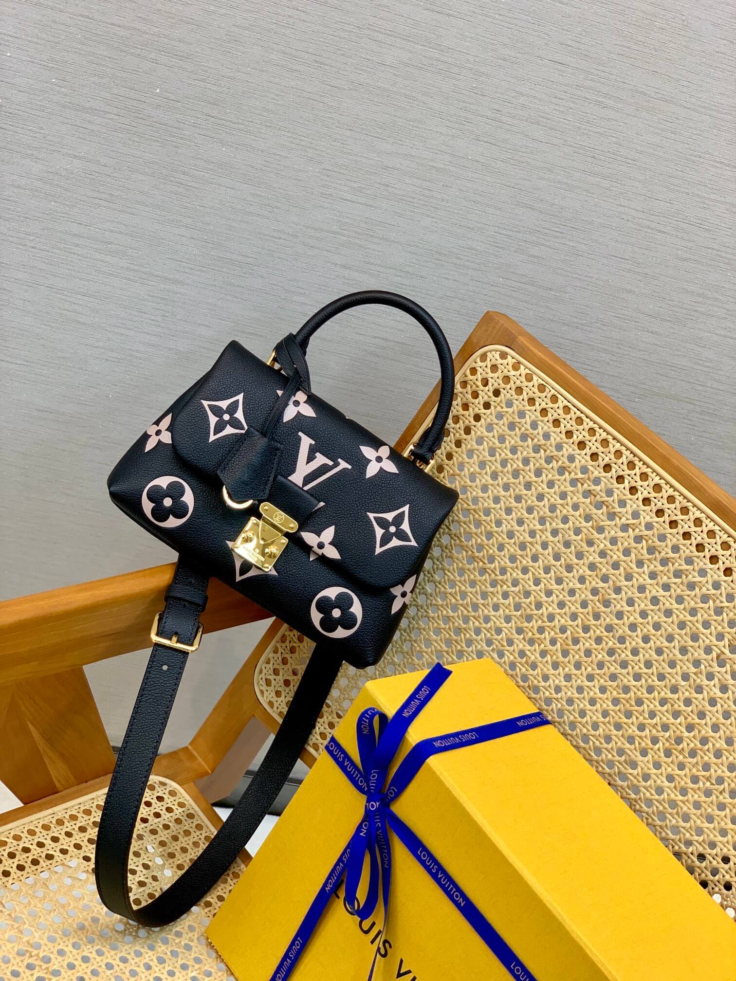 M45978 MADELEINE 24cm/BB 30cm/MM black Monogram Empreinte Silk screen