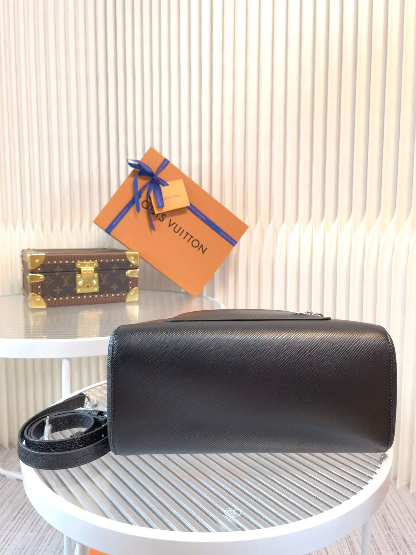 M59953 Marelle Tote MM Black hanbag free shipping