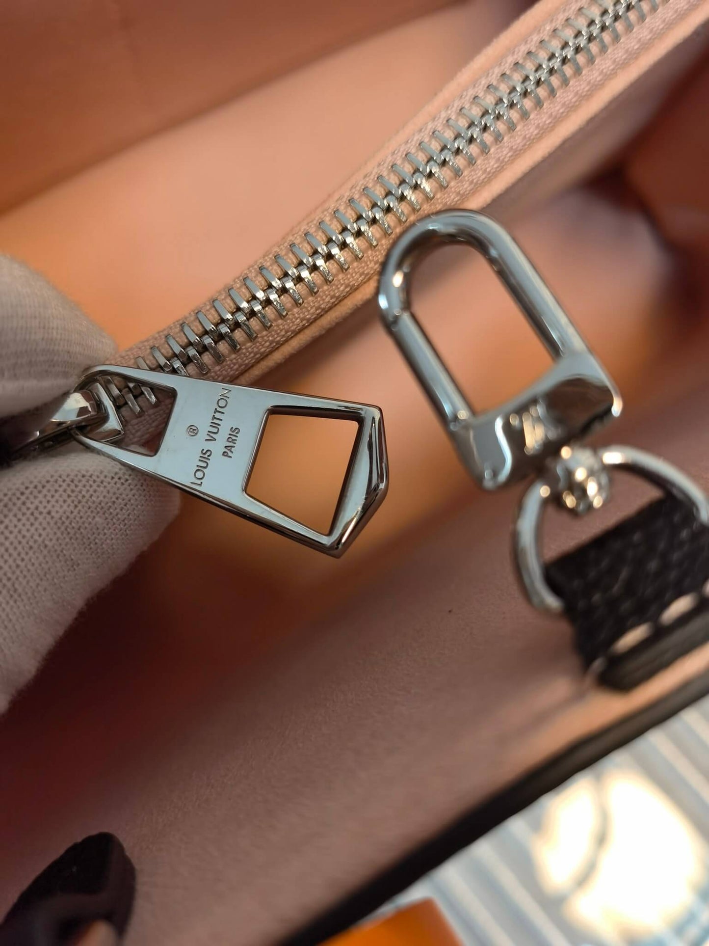 M59953 Marelle Tote MM Black hanbag free shipping