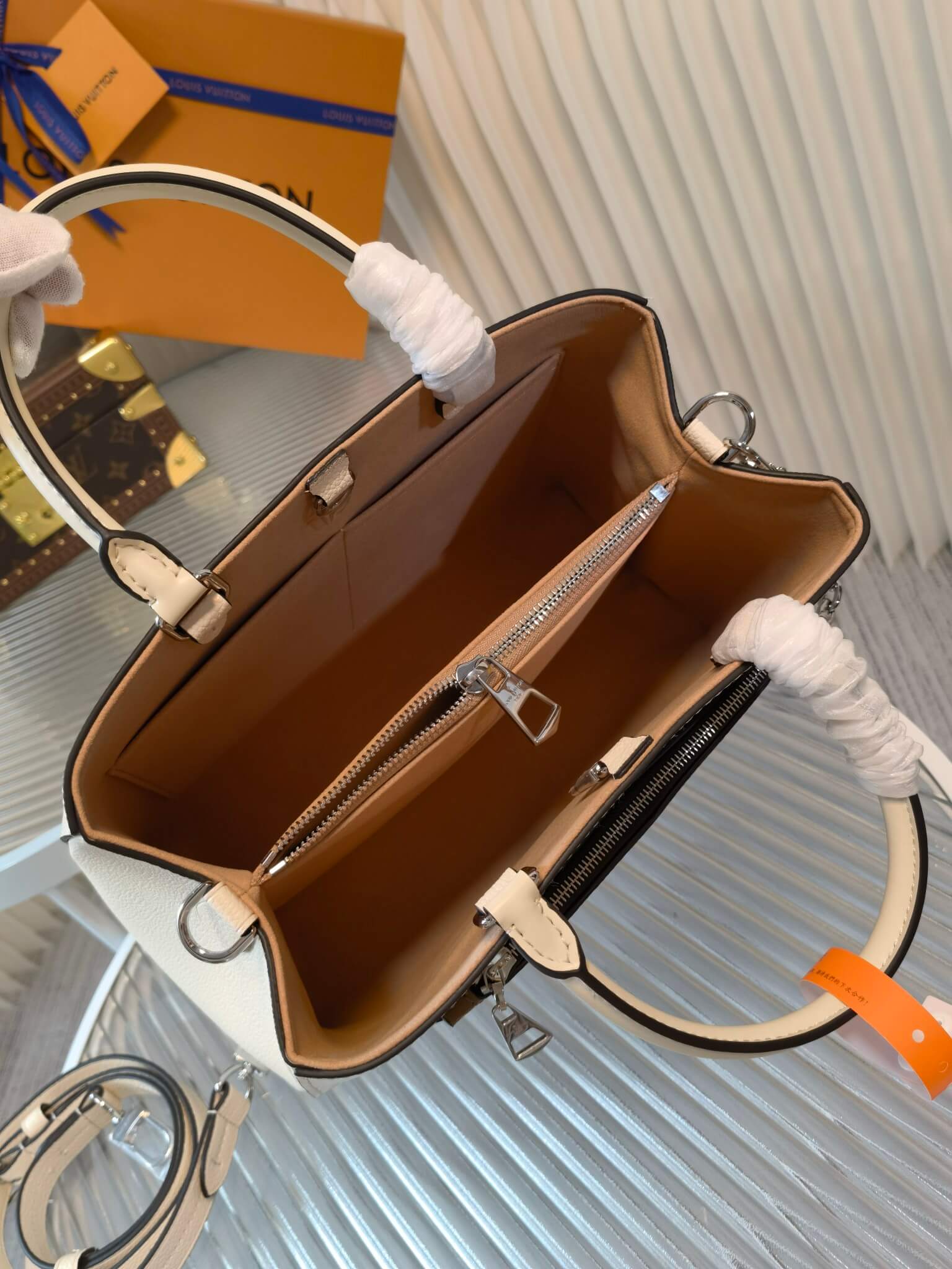 M59953 Marelle Tote MM white handbag free shipping