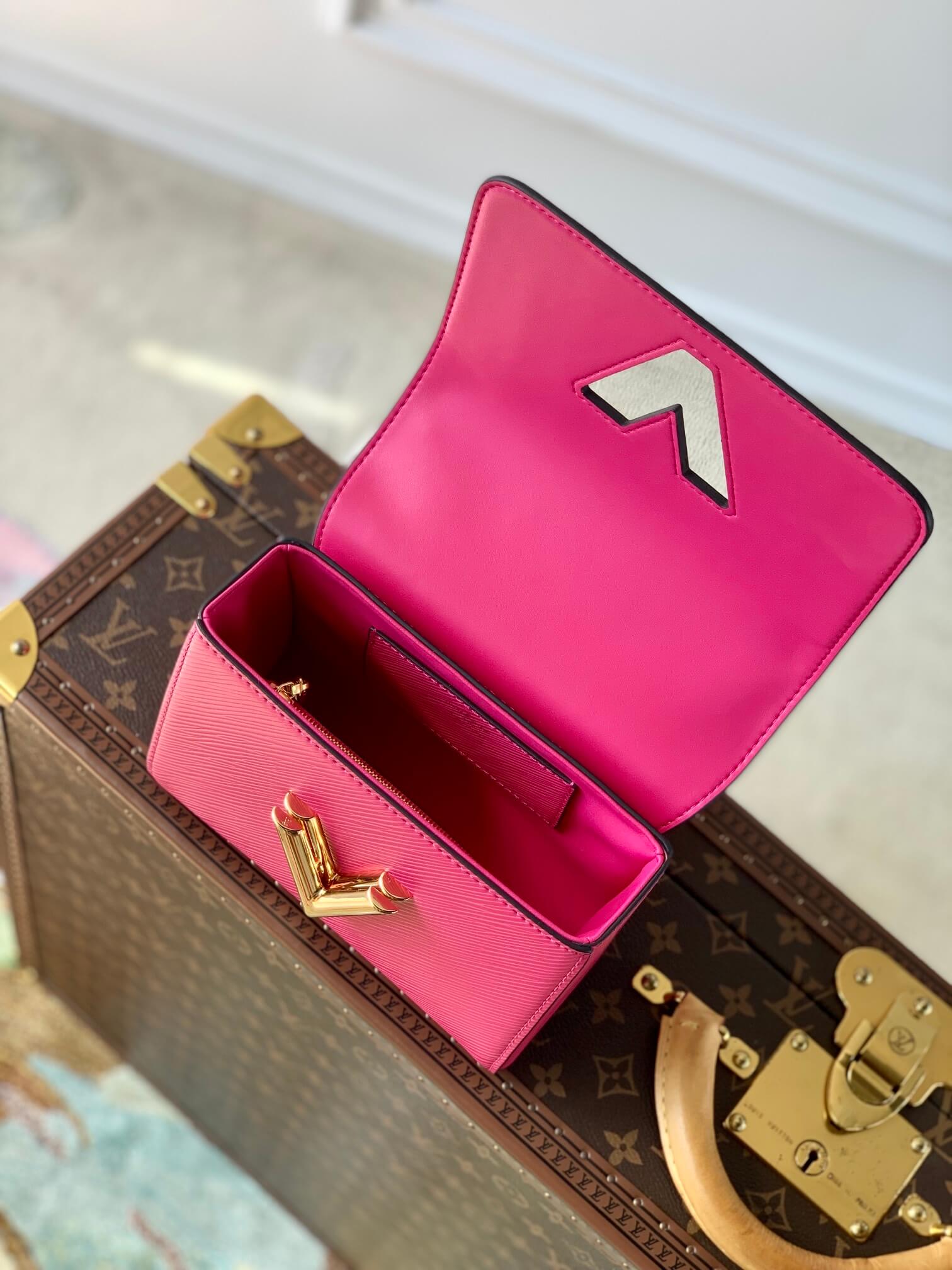 M20693 Twist PM 19cm rose red