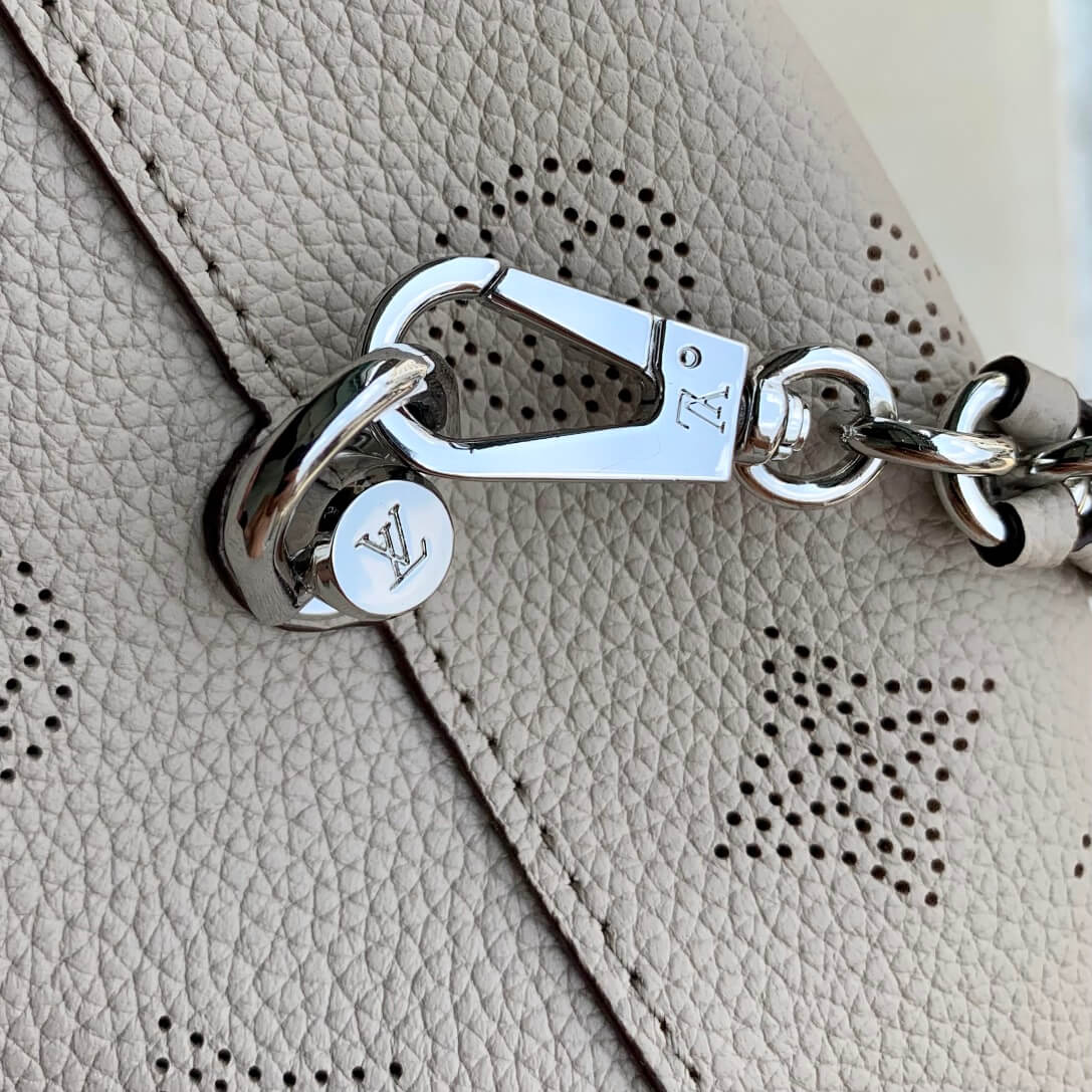 M20788 Why Knot MM Monogram black 36cm