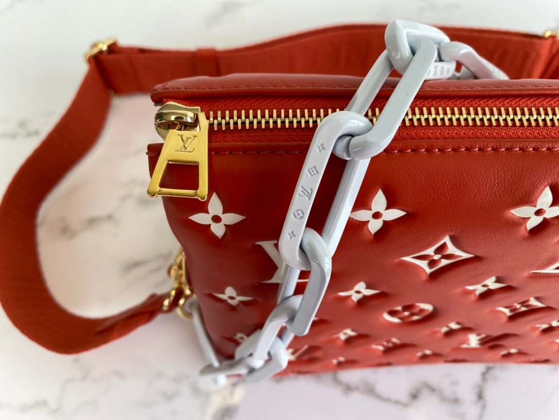 M20761 Coussin PM Monogram 26cm red cowhide-leathe