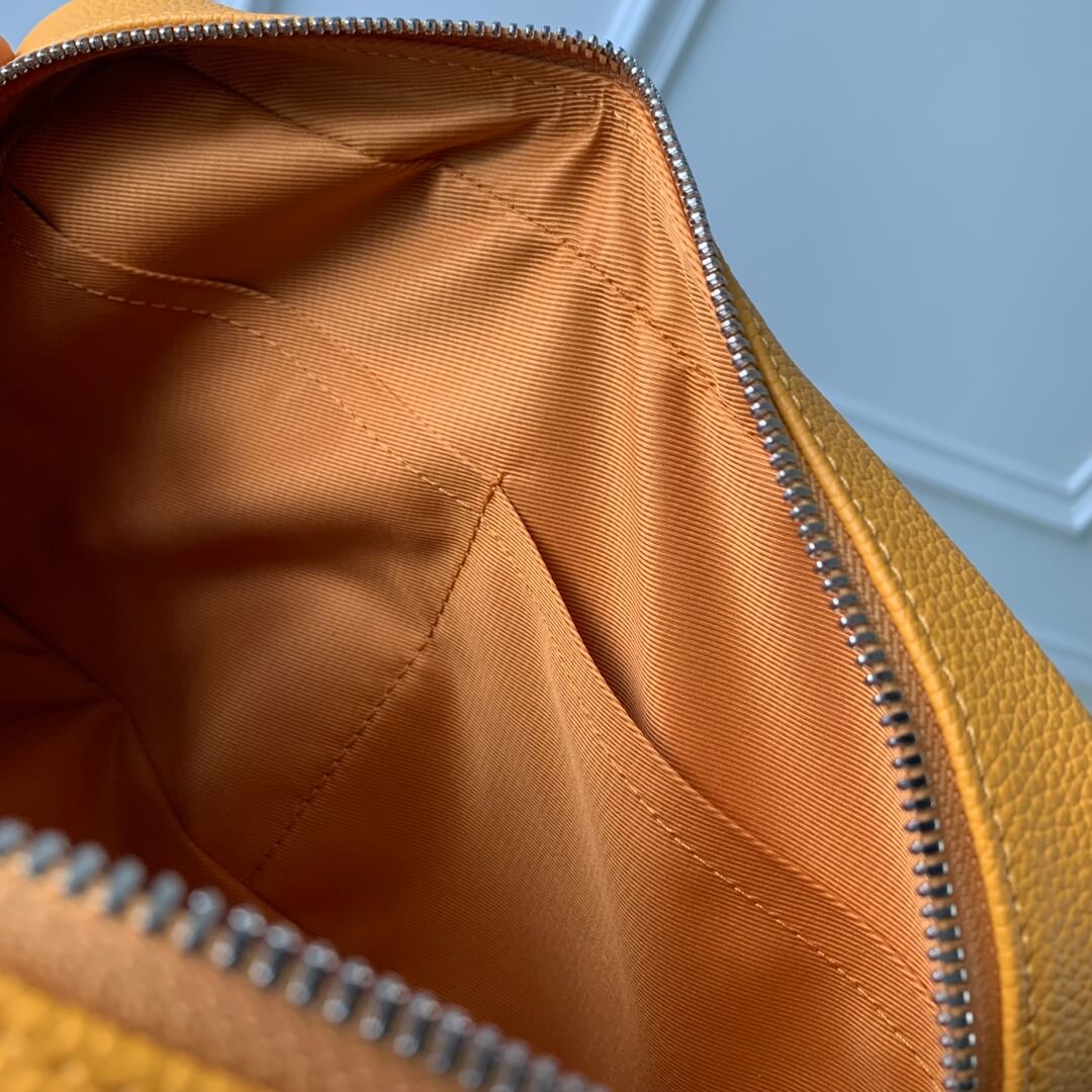 M20912 TOILET POUCH man bag 26cm yellow