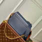 M21084 Lockme Tender shoulder bag cross body bags Navy Blue 19cm