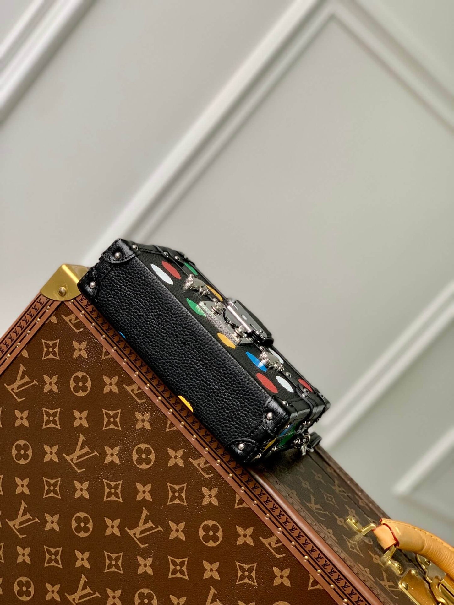 M21621 LU x YK Petite Malle 20cm Black COWHIDE/ REAL LEATHER