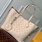 M21850 Blossom MM Handbag 30cm milk white neverfull
