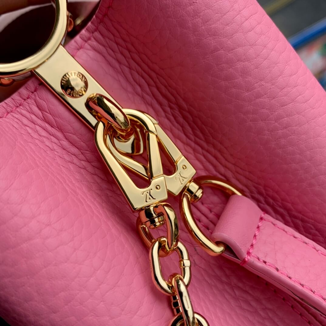 M22375 Capucines MM Taurillon 31.5cm pink COWHIDE/ REAL LEATHER