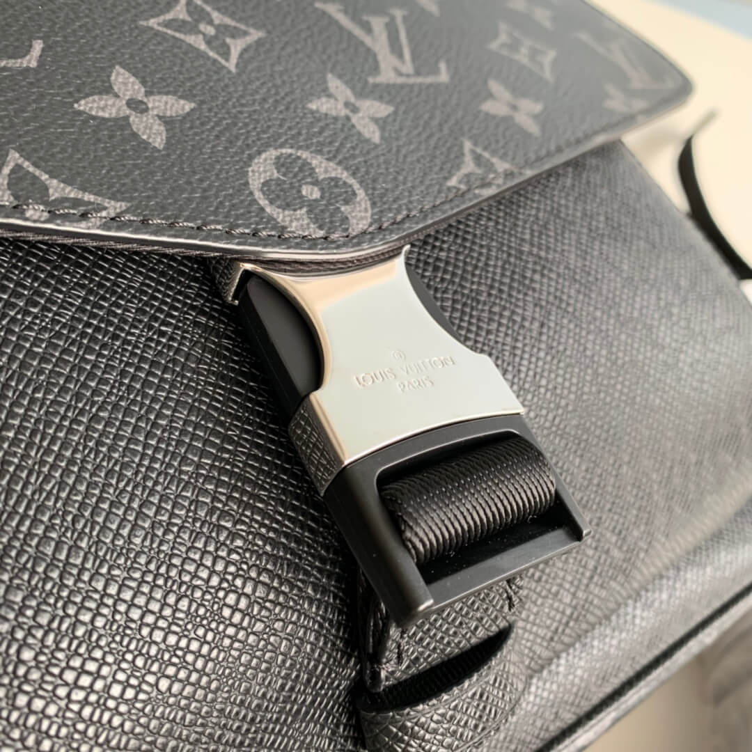 M30746 Taigarama Sac Plat messenger bag 29cm black