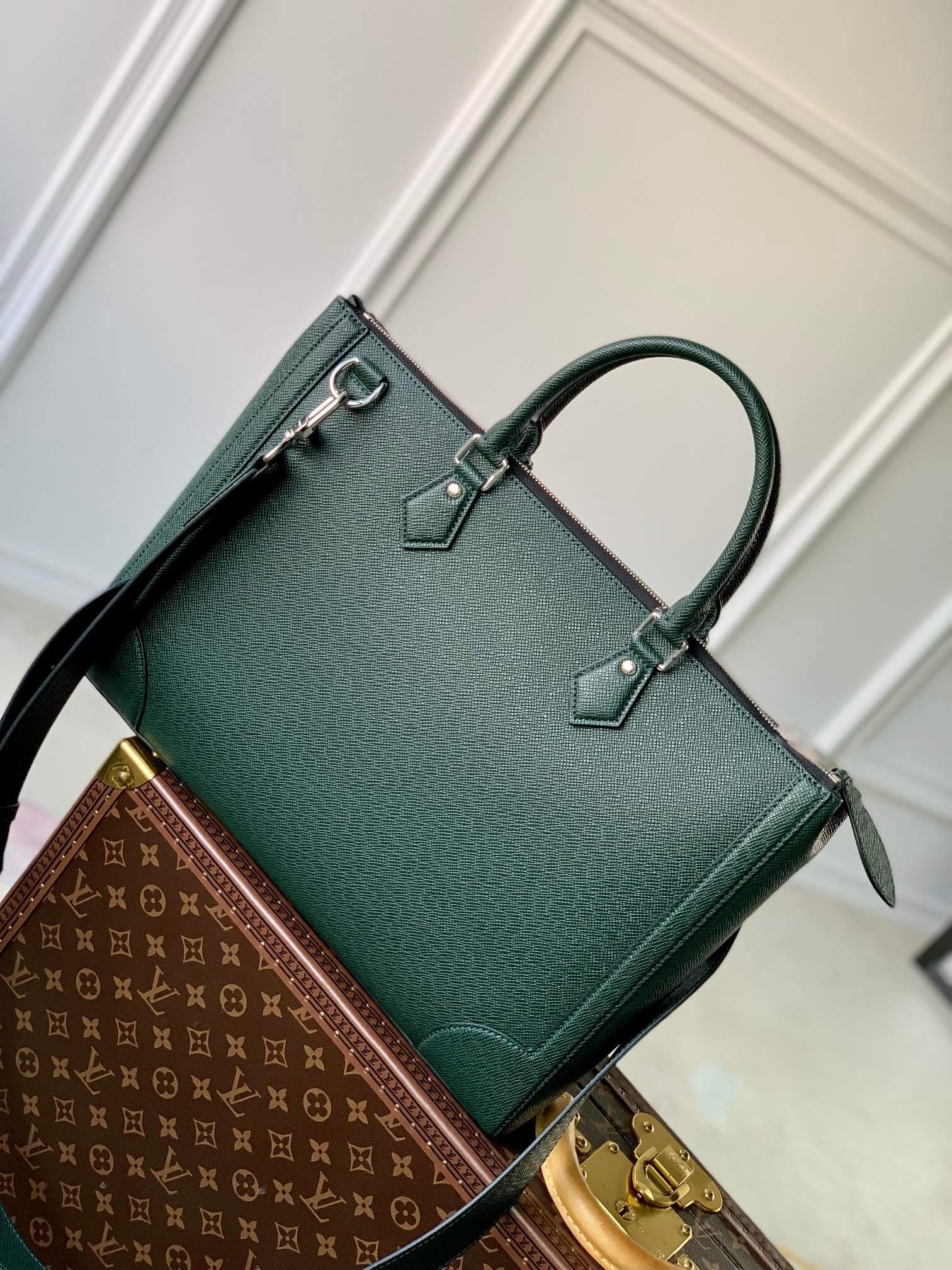 M30810 SLIM BRIEFCASE briefcase Taïga 40CM green