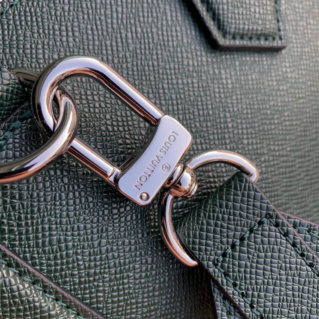 M30810 SLIM BRIEFCASE briefcase Taïga 40CM green