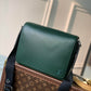 M30861 District PM Taïga 26cm green man bag