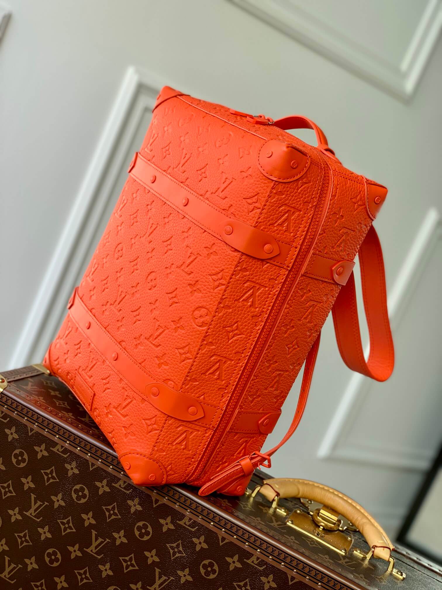 M44752 bumbag Boxed package Monogram 36cm orange COWHIDE/ REAL LEATHER