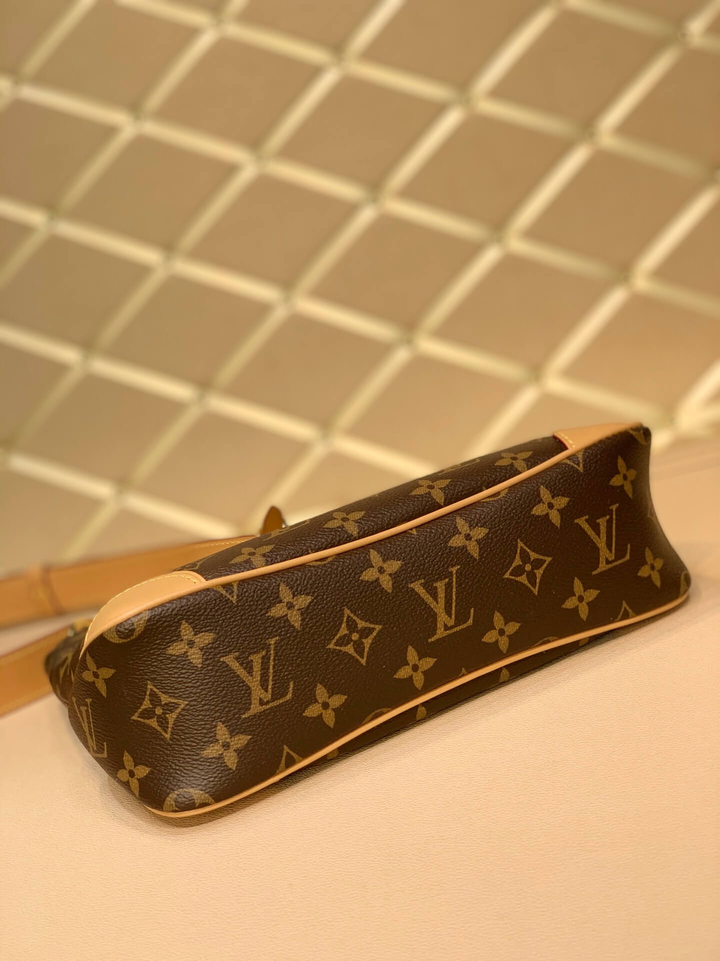 M45354 ODÉON Monogram shoulder bag 28cm Khaki