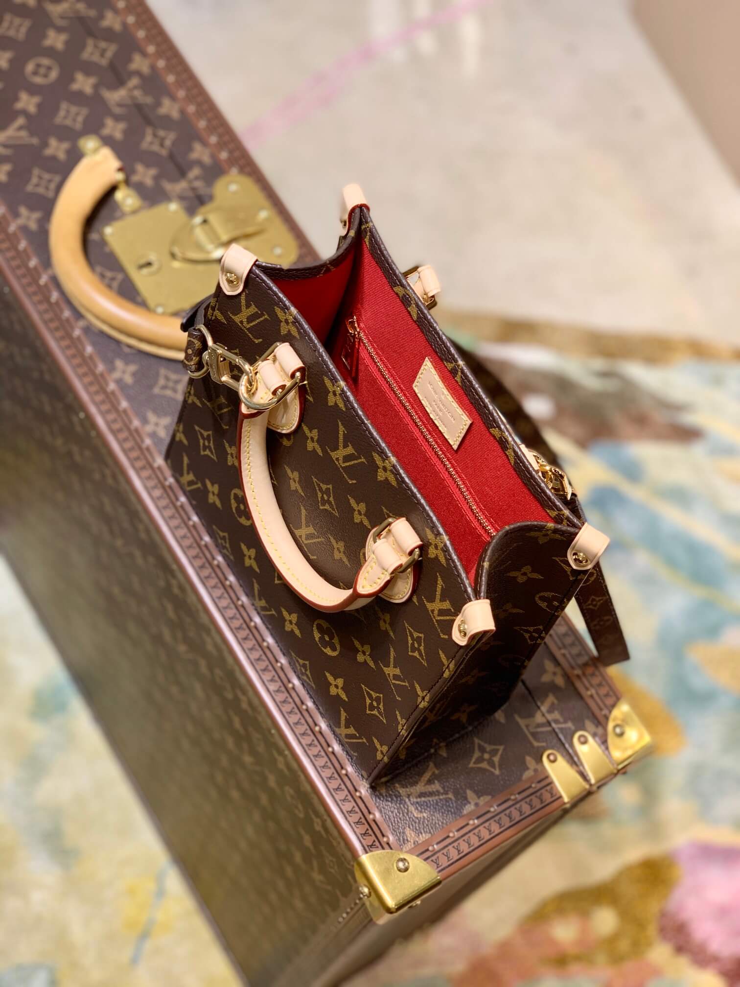 M45847 Sac Plat Mini MONOGRAM 20cm