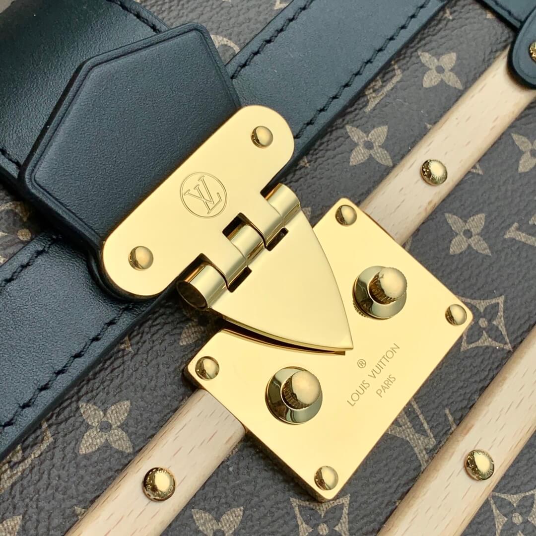 M45908 Nicolas Ghesquière 21cm black