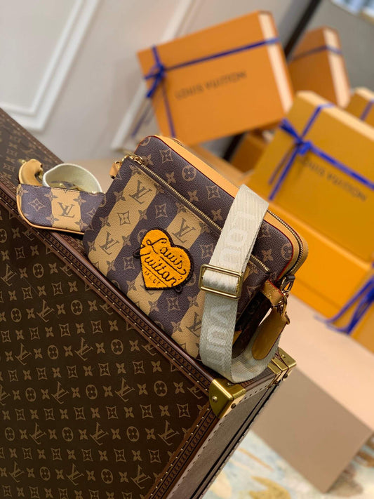 M45965 NIGO Trio messenger bag Men's bag brown Monogram 25cm