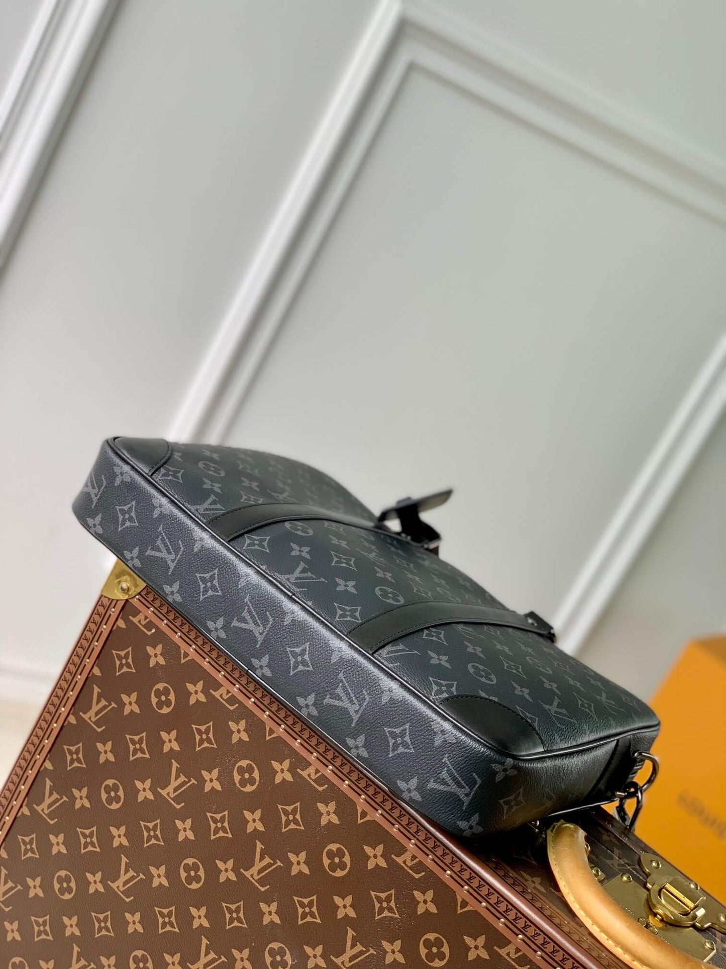 M46457 Porte-Documents Voyage PM 36.5cm Monogram Eclipse black