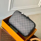 M47521 TOILET POUCH MM damier black 26cm