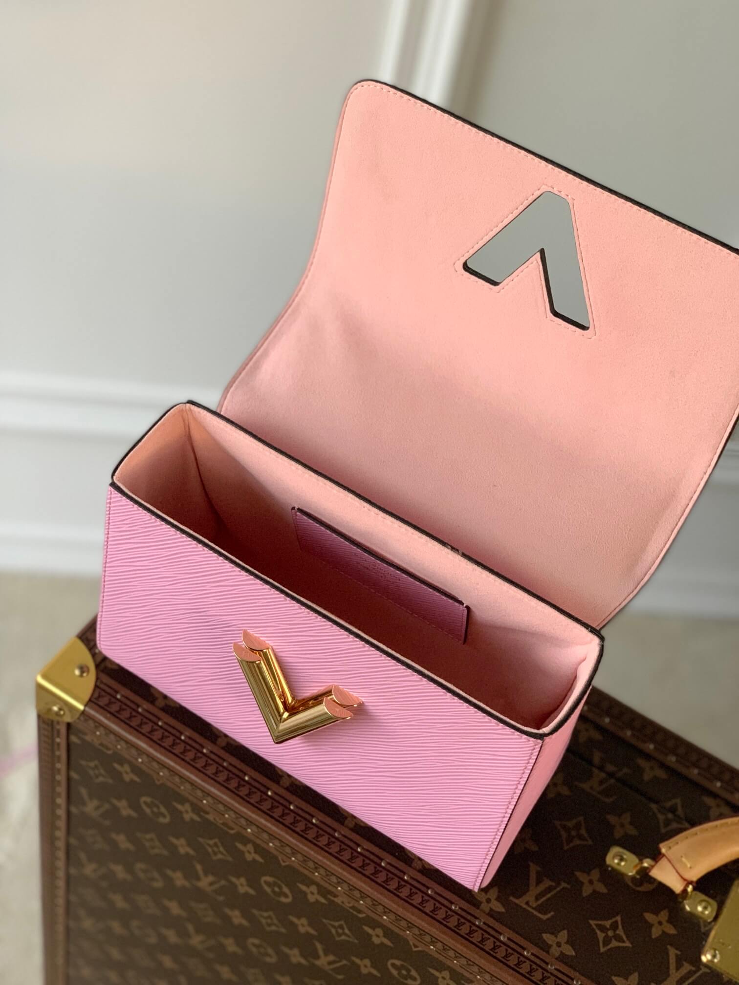 M50282 Twist MM 9.1inches Pink