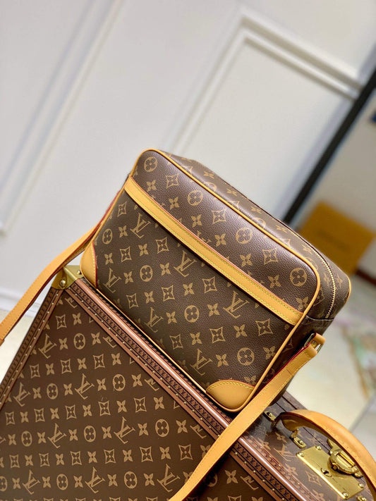 M51272 Vintage Unisex Monogram 29CM yellow