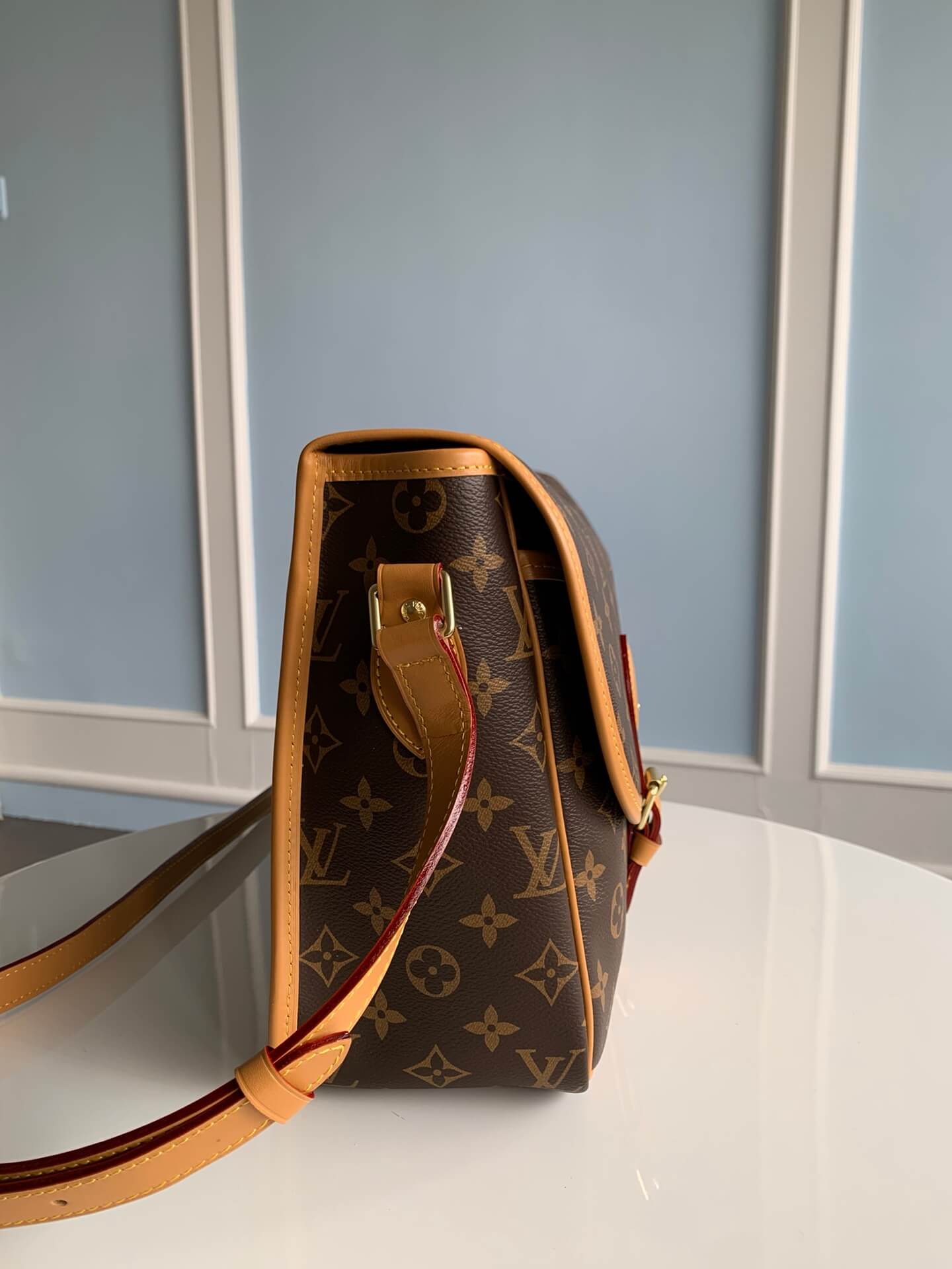 M51273 Boulogne Sac Plat Monogram 37CM