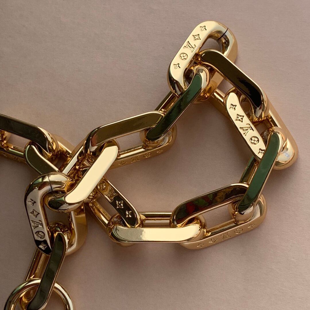 M57790 Coussin Monogram PM 26cm black Female bag All leather