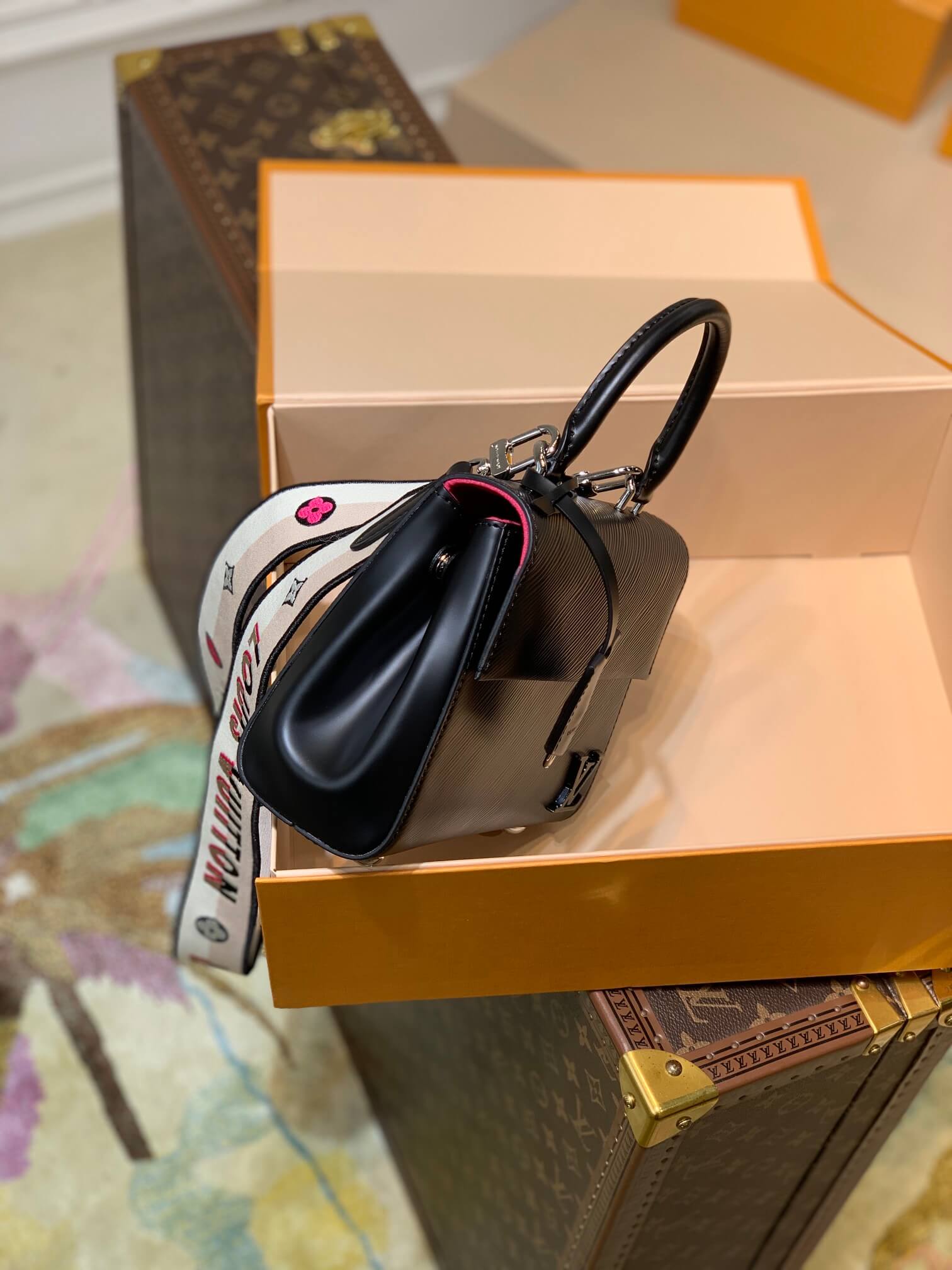 M58931 Cluny MINI Monogram 20cm black