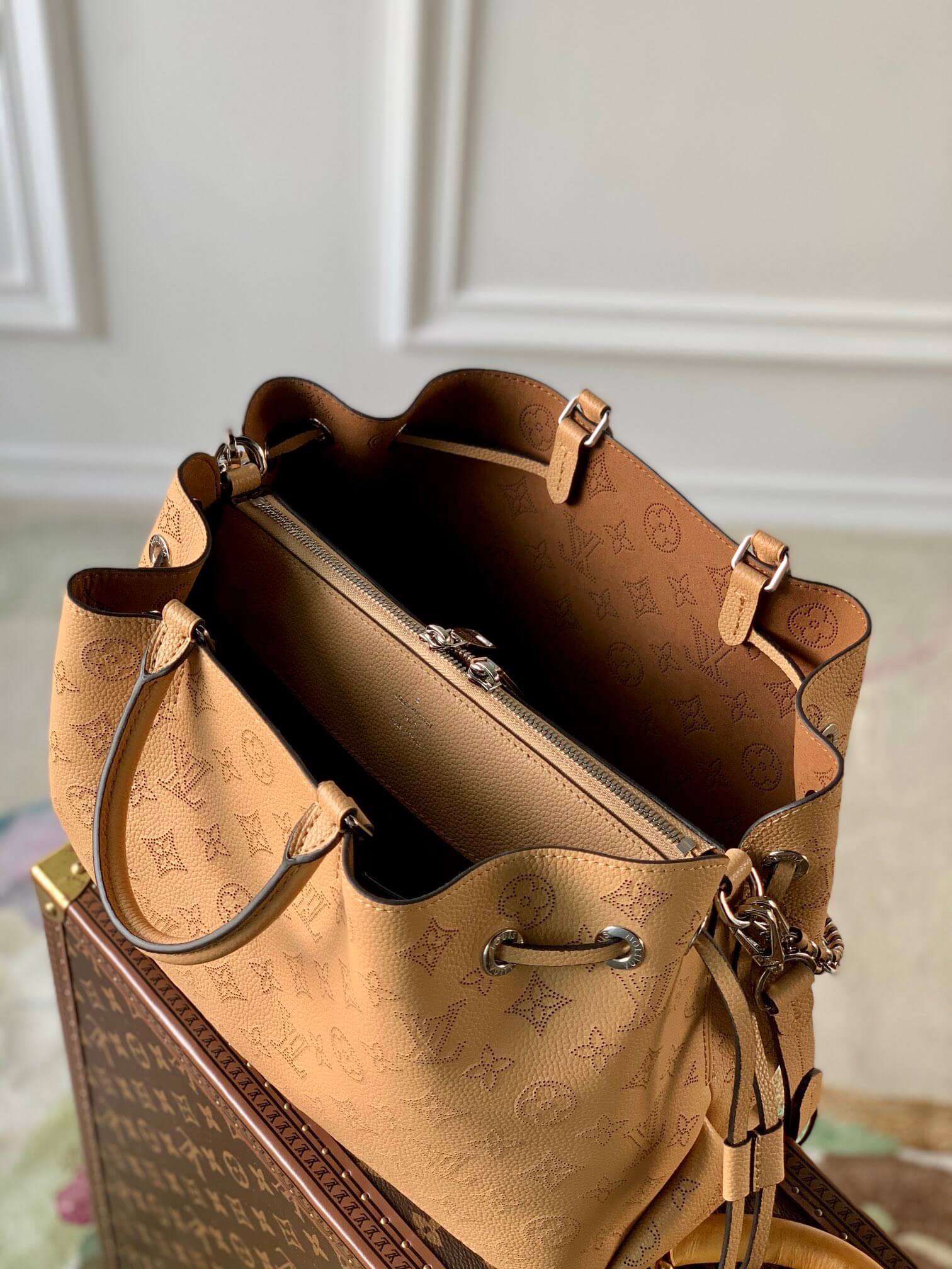 M59655 BELLA TOTE monogram 32cm orange yellow Soft perforated cowhide