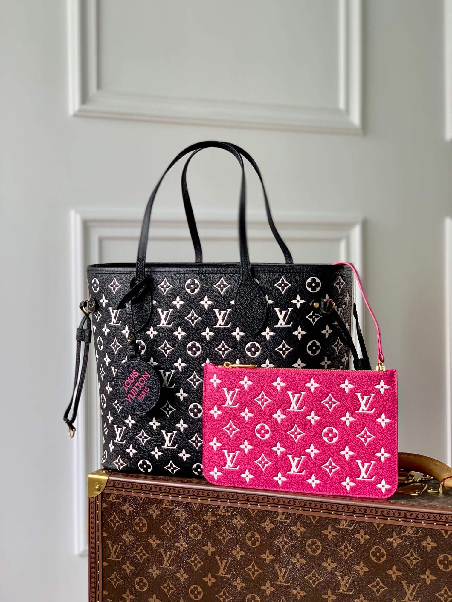 Neverfull Monogram Empreinte M46103 Black White Pink