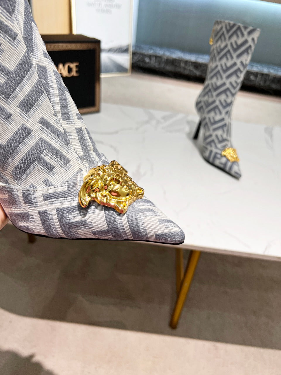 Luxury Shoes - FED - 394