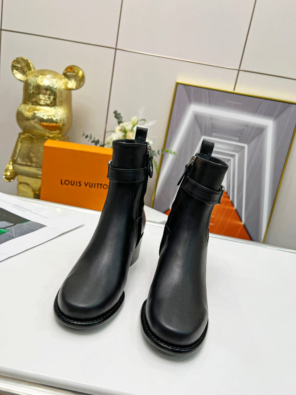 Luxury Shoes - LU-V - 584