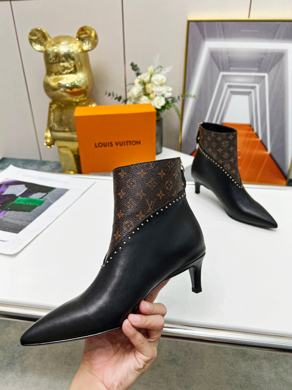 Luxury Shoes - LU-V - 520