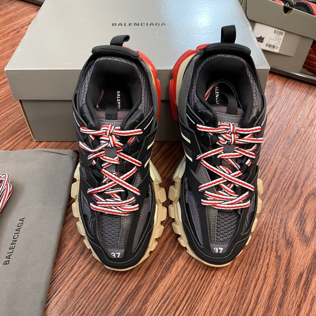 BL - Bla Track Trainer Black Red