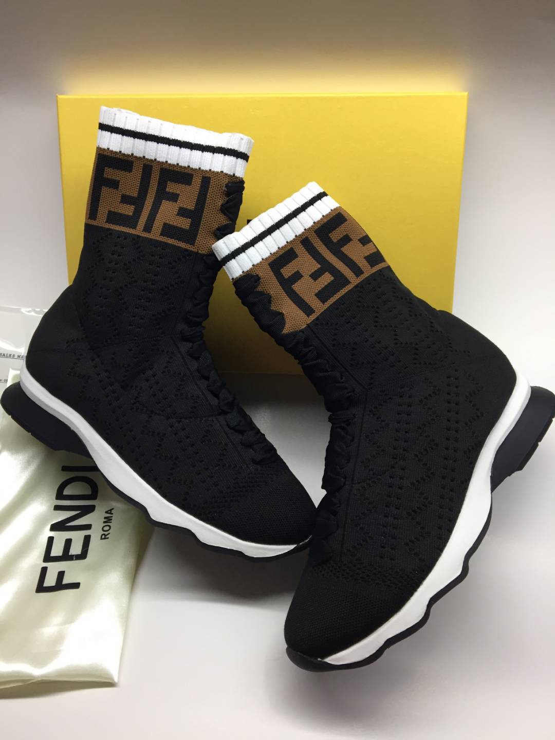 Luxury Shoes - FED - 689