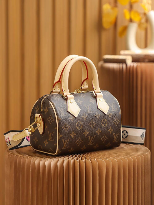 M45957 Speedy Bandouliere 20 Bag monogram real leather trim