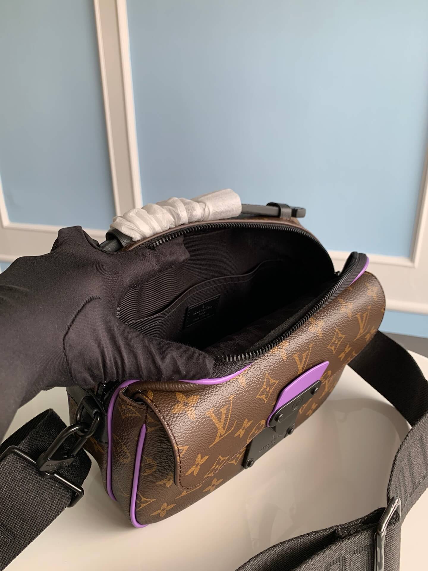 M46246 S LOCK MESSENGER Monogram Macassar purple man bag Sac Plat shoulder bag