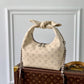 M20700 Why Knot PM Monogram milk white 28cm
