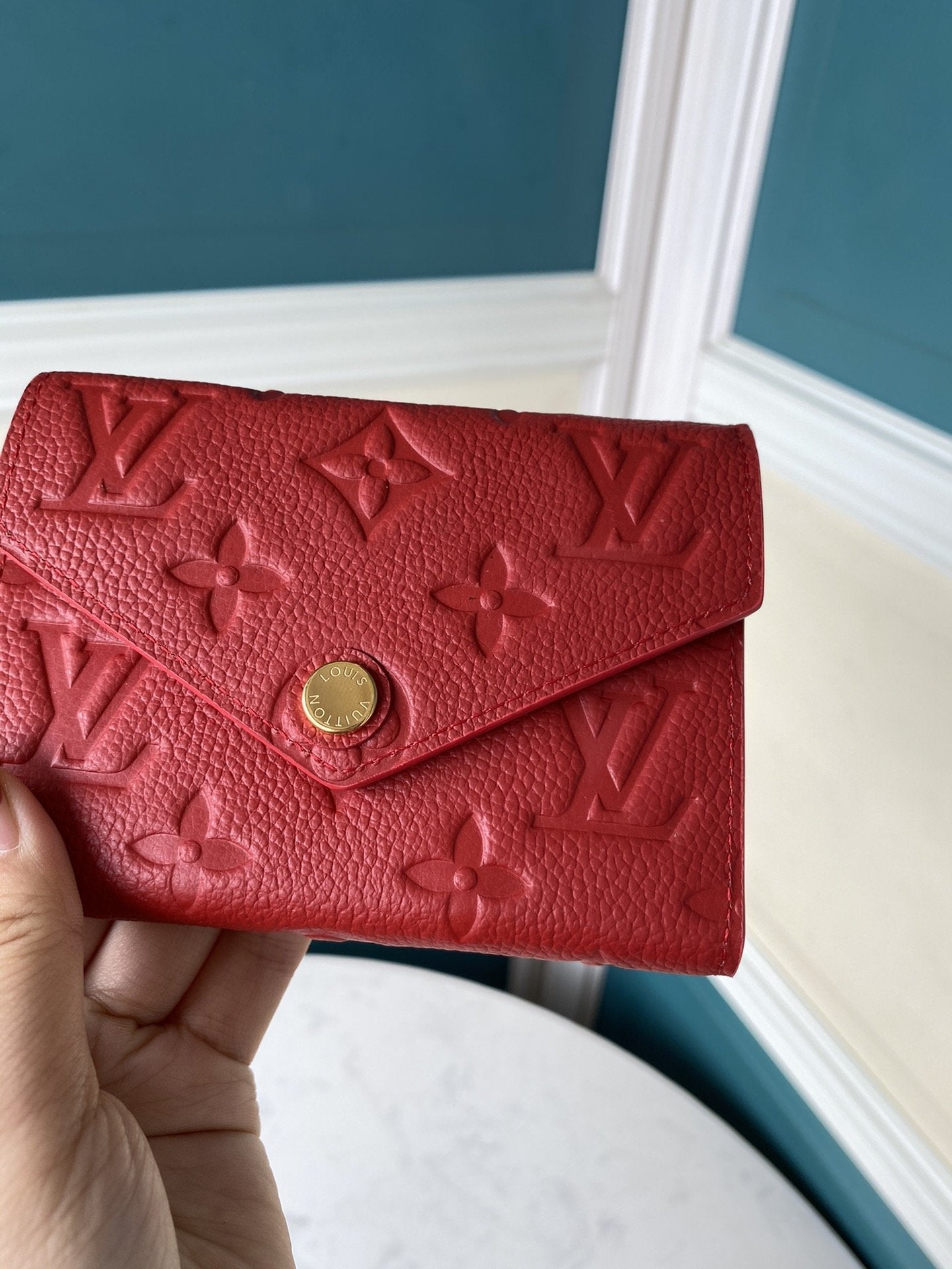 BL - High Quality Wallet LUV 060