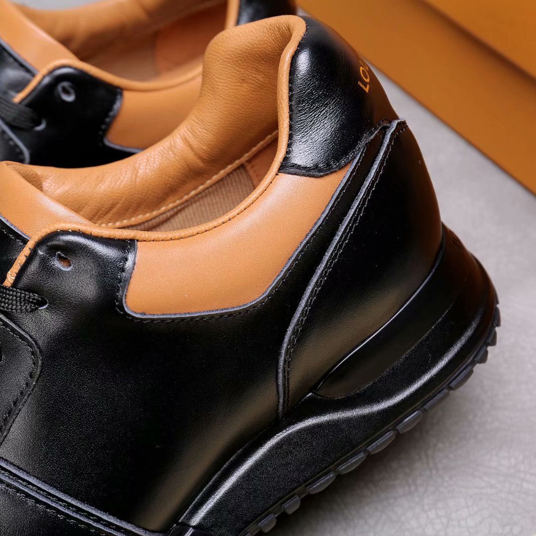 BL - LUV Run Away Black Sneaker