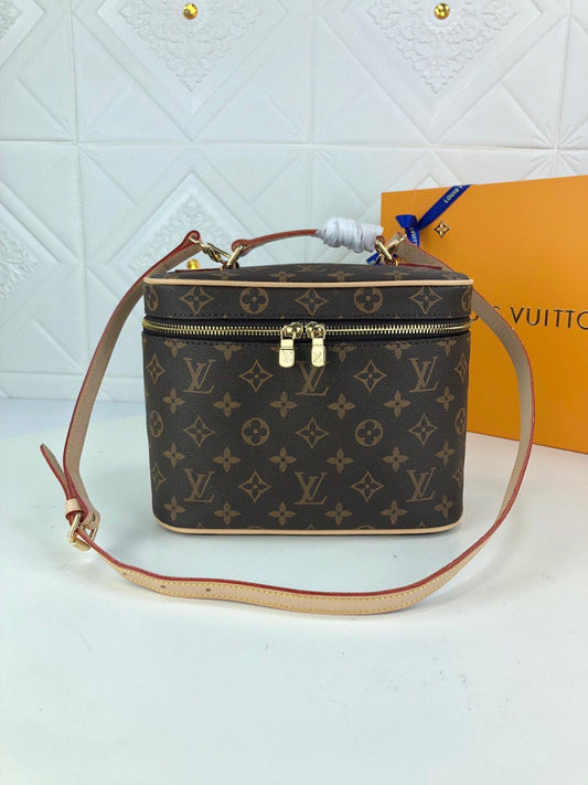 BL - High Quality Bags LUV 023