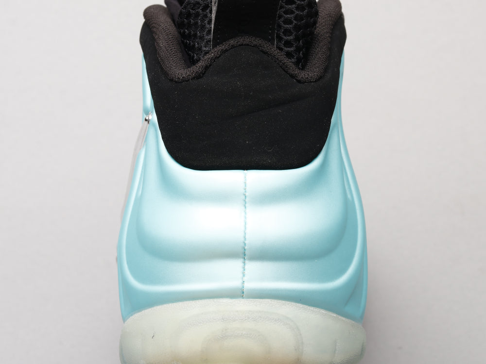 BL - NKE Hardaway Foam south coast bubble