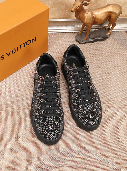 BL - High Quality Luv Sneaker 193