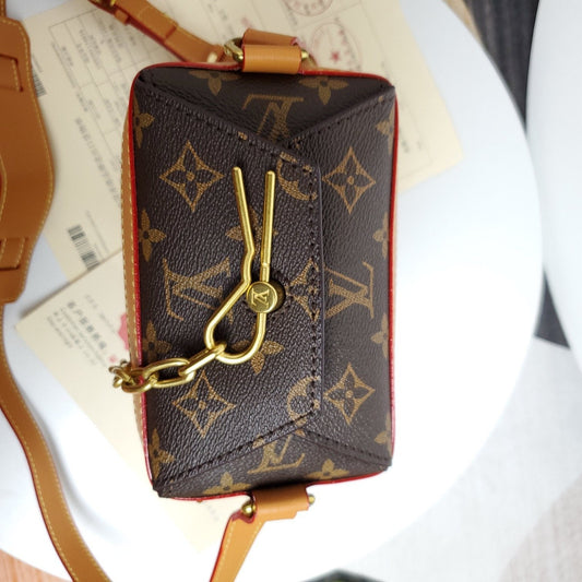 BL - High Quality Bags LUV 221